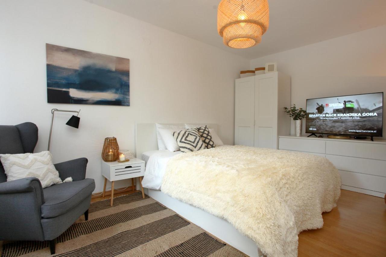 Izola Dreamy Stays Kord Екстер'єр фото